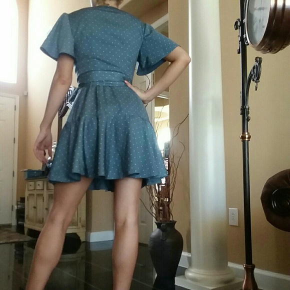 Finders keepers blue silk wrap dress - Picture 4 of 8